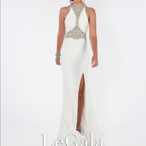 Le Gala Prom Dress